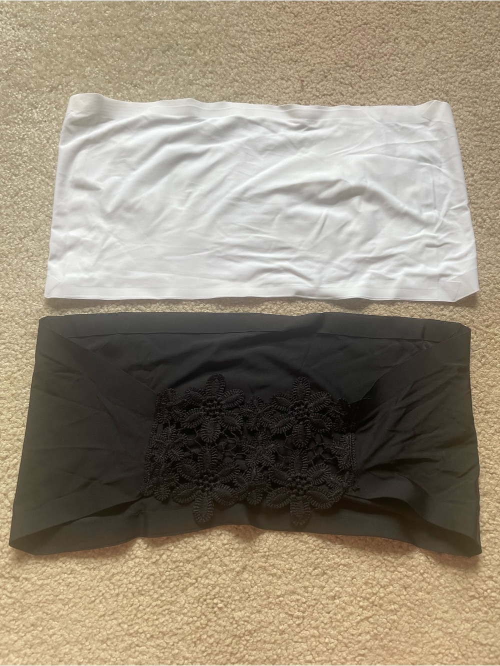 2-Pack Seamless Bandeau Bras - White & Black
